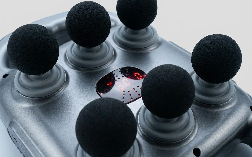 Detalle de la pantalla LED y sistema de 6 cabezales